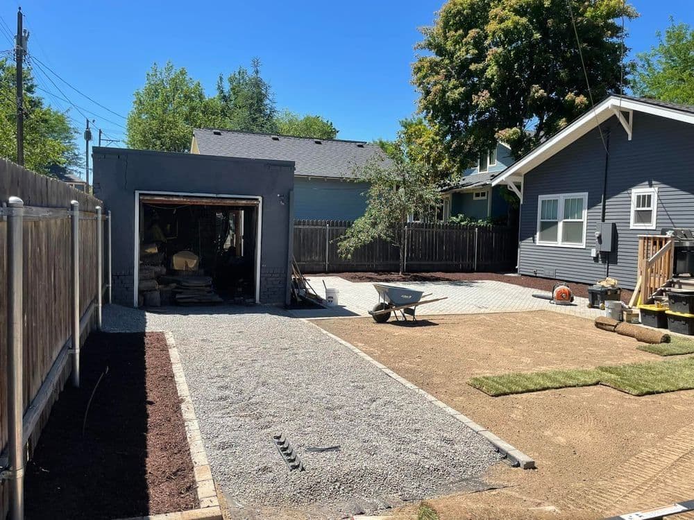 Gallery photos for Backyard Upgrade with Paver Patio: Image #10