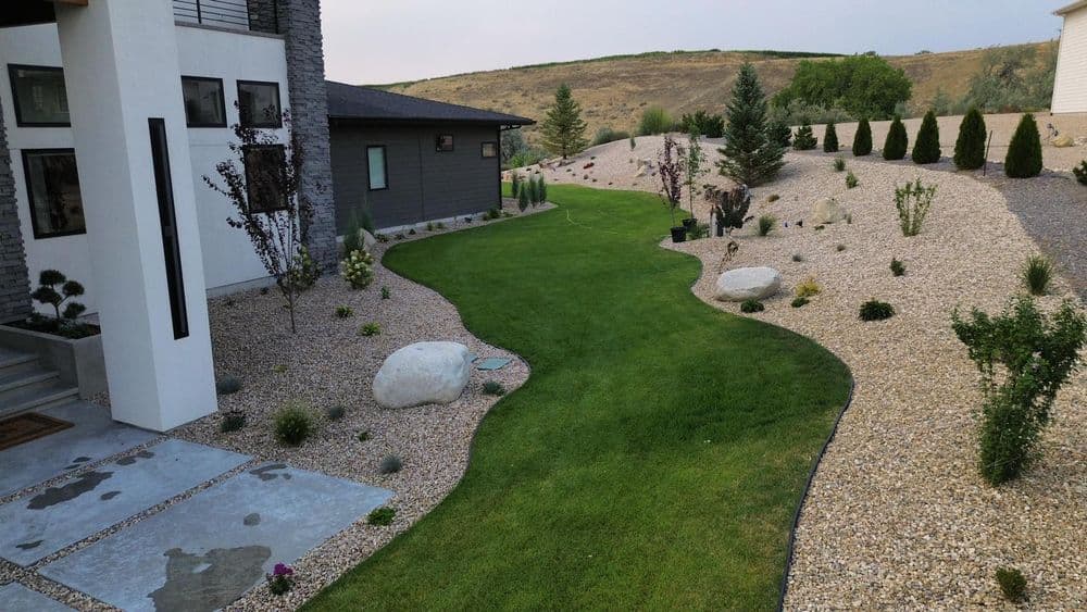 Gallery photos for Stunning Landscaping Overhaul in Nampa: Image #6