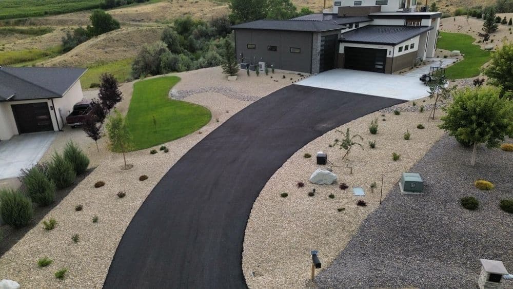 Gallery photos for Stunning Landscaping Overhaul in Nampa: Image #7